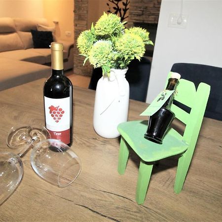 Apartments Brcic Tar-Vabriga Ngoại thất bức ảnh